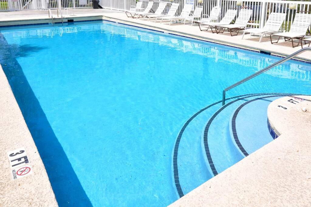 All New Luxury Beach Retreat 1 Mile To Beach W Pool マートルビーチ エクステリア 写真